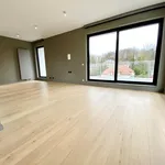 Huur 3 slaapkamer appartement van 130 m² in Ukkel