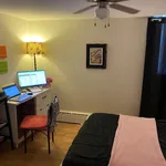 Rent 4 bedroom apartment in Gatineau