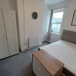 Rent 6 bedroom apartment in Wales