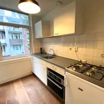 Huur 2 slaapkamer appartement van 45 m² in Indische Buurt-West