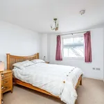 Rent 2 bedroom flat in Wales