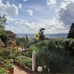 Rent 5 bedroom house of 500 m² in Florence