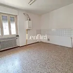 Affitto 6 camera appartamento di 160 m² in Casale Monferrato