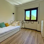 Rent 4 bedroom house of 242 m² in Setúbal