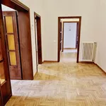 Rent 6 bedroom apartment of 180 m² in Firenze