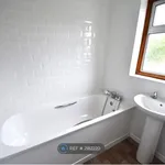 Rent 3 bedroom house in Surrey Heath