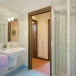 Rent 2 bedroom apartment of 67 m² in Florence