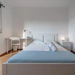 Rent 4 bedroom apartment in Braga