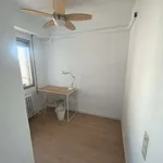 Rent a room of 150 m² in valencia