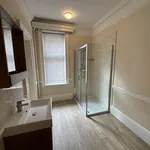 Rent 3 bedroom flat in Folkestone and Hythe District