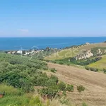 Rent 7 bedroom apartment of 100 m² in Roseto degli Abruzzi