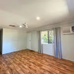 Rent 3 bedroom house of 708 m² in Moranbah