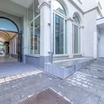 Huur 1 slaapkamer appartement van 130 m² in brussels