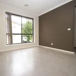 Rent 3 bedroom apartment in Giralang