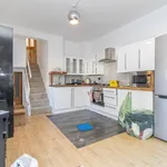 Rent 2 bedroom apartment of 50 m² in Cardiff