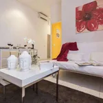 Rent 1 bedroom apartment of 65 m² in florence