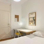 Rent a room in lisbon