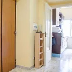 Rent a room of 80 m² in rome