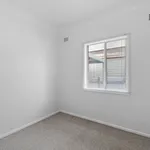 Rent 3 bedroom apartment in West Wollongong