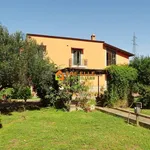 Rent 6 bedroom house of 277 m² in Scisciano