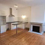 Appartement de 98 m² avec 3 chambre(s) en location à B o r d e a u x 3 3 0 0