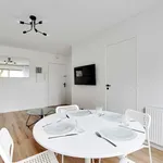 Rent 2 bedroom apartment of 30 m² in Paris