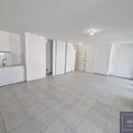 Rent 3 bedroom apartment of 82 m² in Montpellier