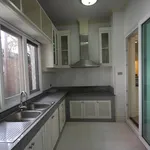 Rent 4 bedroom house of 550 m² in Bangkok