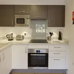 Rent 2 bedroom flat in London