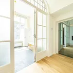 Maison de 369 m² avec 4 chambre(s) en location à Brussel