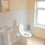 Rent 6 bedroom house in West Midlands