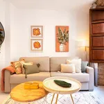 Rent 1 bedroom apartment of 538 m² in Granada