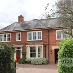 Rent 7 bedroom house in East Midlands