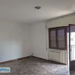 Rent 4 bedroom apartment of 100 m² in Aprilia