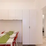 Rent a room of 70 m² in milan