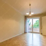 Rent 4 bedroom apartment of 200 m² in Budapest