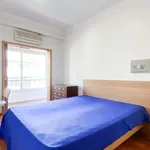 Rent a room in lisbon