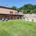 Rent 3 bedroom house of 160 m² in Spoleto