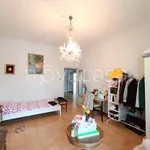 Rent 4 bedroom apartment of 90 m² in Firenze