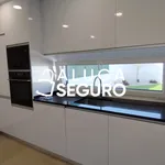 Alugar 4 quarto apartamento de 181 m² em Setúbal