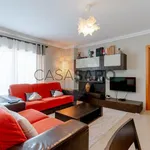 Rent 4 bedroom apartment of 142 m² in Loures