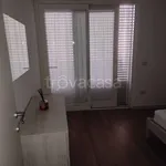 Rent 2 bedroom apartment of 65 m² in Andria