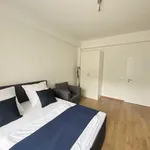 Miete 2 Schlafzimmer wohnung von 732 m² in Cologne