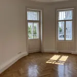 Miete 5 Schlafzimmer wohnung von 219 m² in Vienna