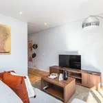 Rent 1 bedroom apartment of 70 m² in Porto