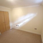 Rent 2 bedroom flat in South East England