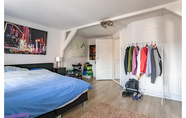 Huur 2 slaapkamer appartement van 120 m² in 's-gravenhage