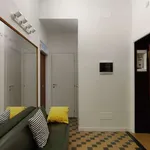 Rent a room in milan