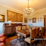 Rent 7 bedroom apartment of 120 m² in Genoa