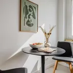 Rent 1 bedroom apartment of 60 m² in berlin